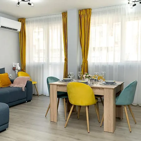 Apartamento Stylish 2br With Underground Parking, By Flat Manаger *
