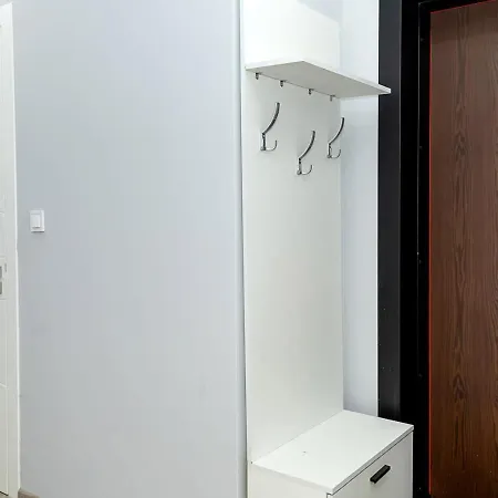 Stylish 2br With Underground Parking, By Flat Manаger Apartamento *