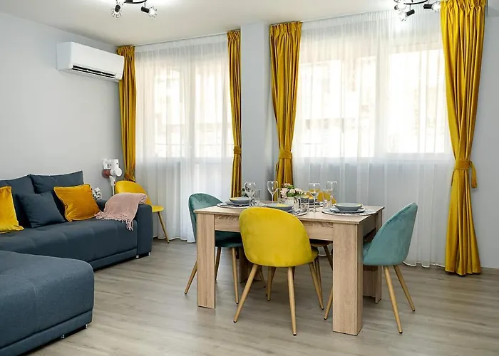 דירה Stylish 2br With Underground Parking, By Flat Manаger *